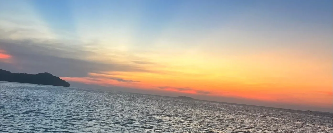 Vredige zonsondergang